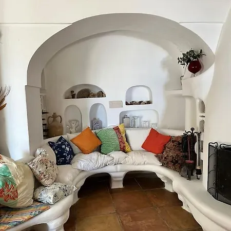 Villa Fornillo 84